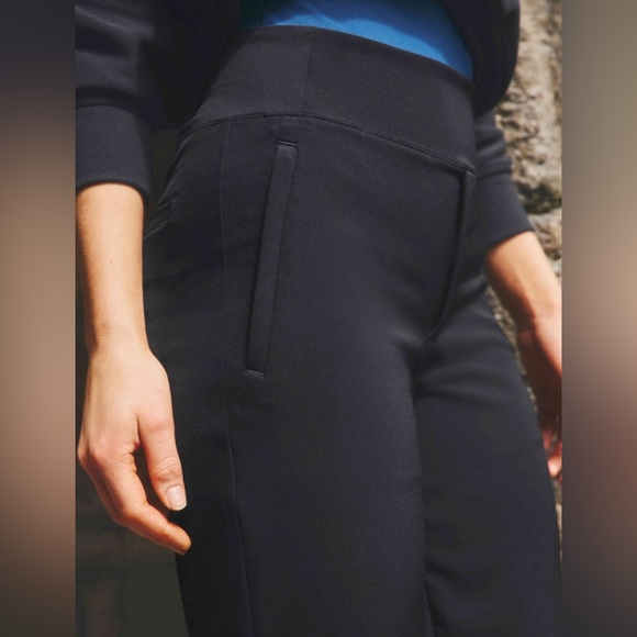 NWT Athleta Endless Black Pants size 10/P - Picture 4 of 9